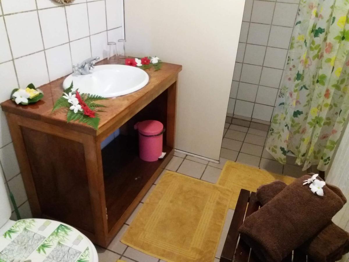 Uturoa Pension Hibiscus Tahaa מראה חיצוני תמונה