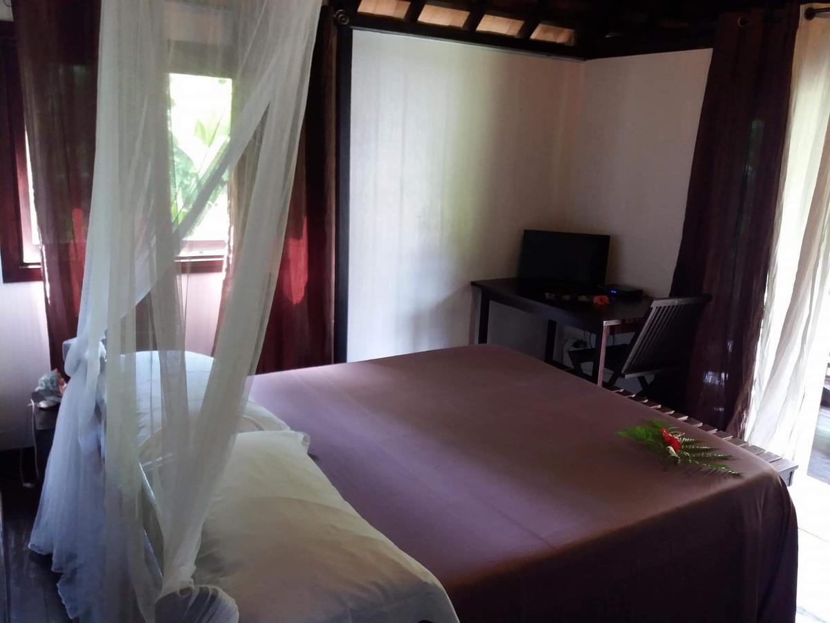 Uturoa Pension Hibiscus Tahaa מראה חיצוני תמונה